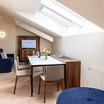 Est Residence Schoenbrunn Vienna - Apartments